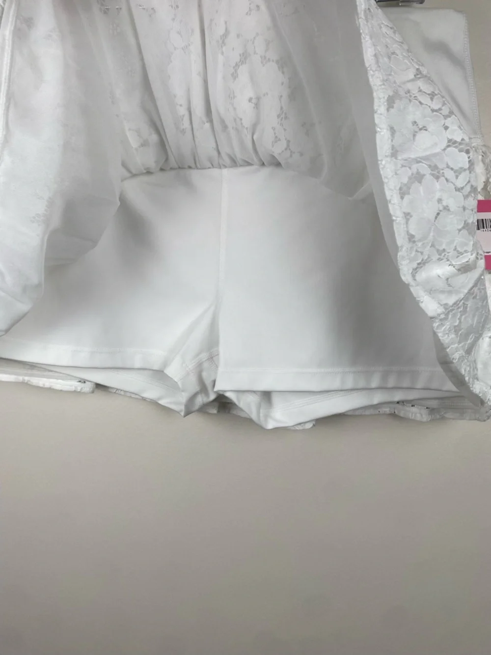 NWT Kate Spade White Textured Lace Tennis Skort size Large